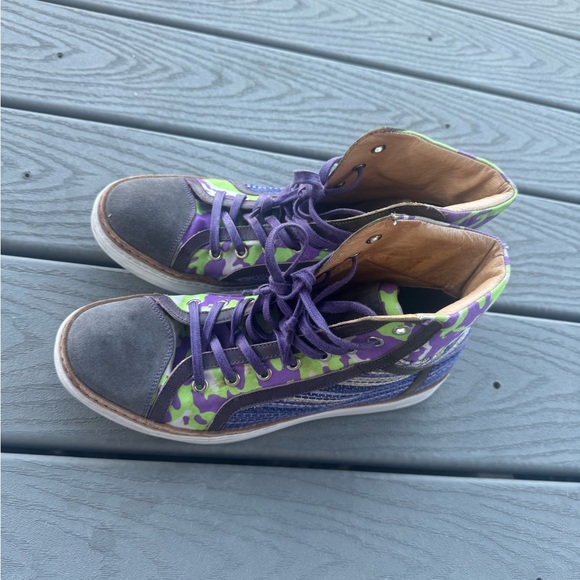 Robert Graham Purple Camo High Top SneakersTextured Woven PanelMen’s 9D